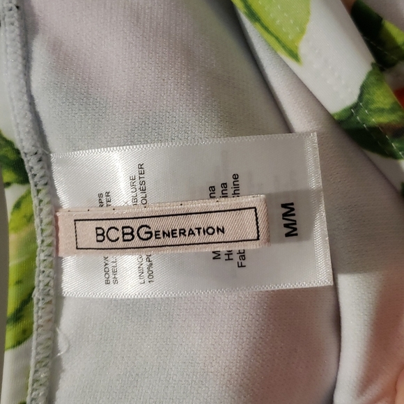 NWOT Peach Bikini - M - Picture 9 of 12